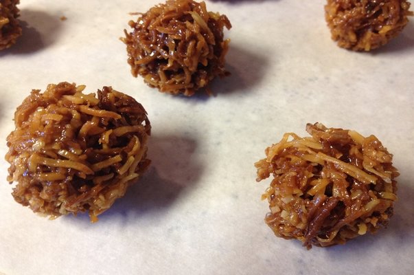 Nigerian snack food coconut candy