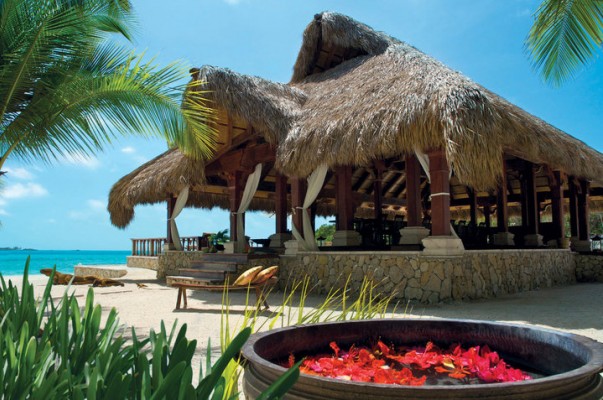 Thatched roof hut by the sea